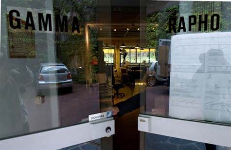 L'entrée de l'agence Gamma-Rapho